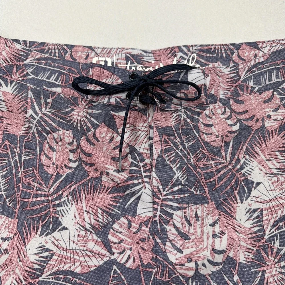 Travis Mathew Shorts Mens 38 Gray Pink Palm Leaf Boardshorts‎ Swim Trunks
